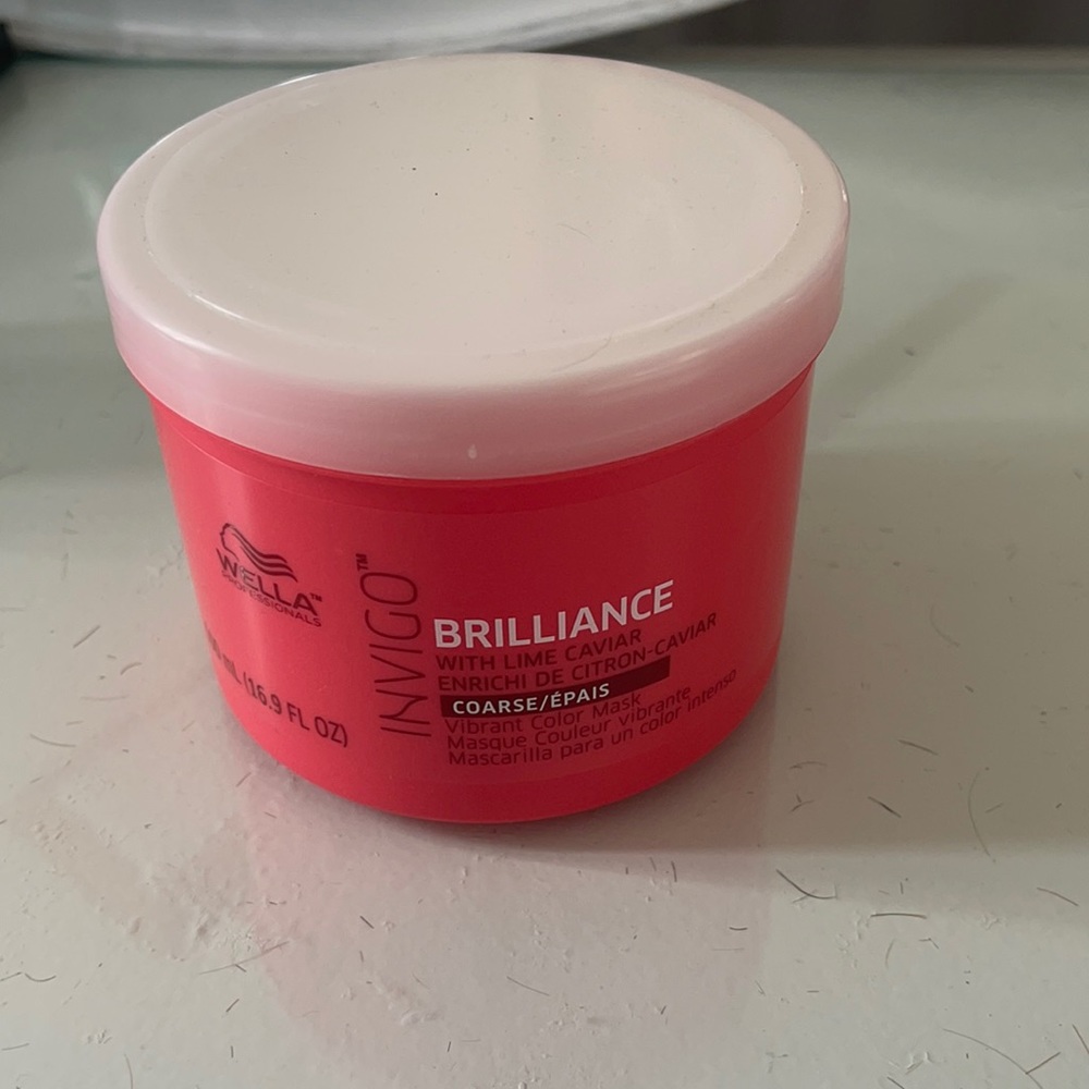 The big  tub! Wella brilliance conditioning mask